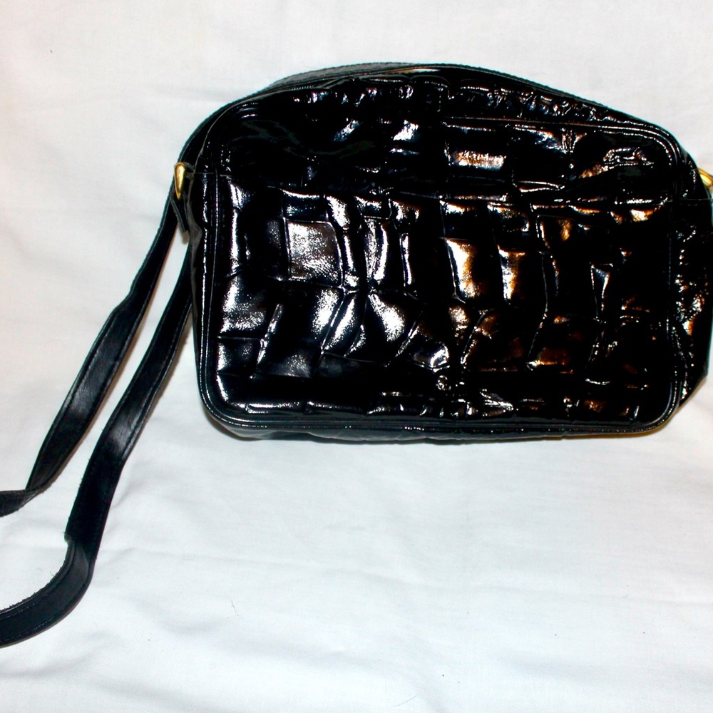 VINTAGE Italian Leather Croc Embossed Shoulder Bag - Black